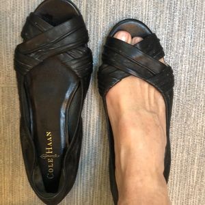 Cole Hahn open toe flats 5.5